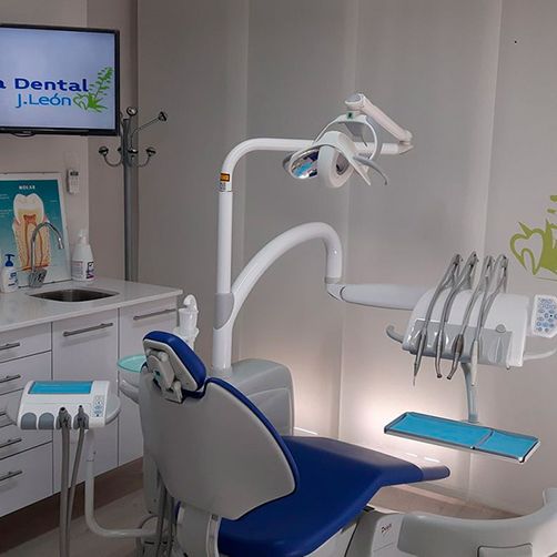 Clínica Dental J. León interior consultorio