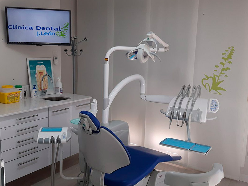 Clínica Dental J. León interior consultorio